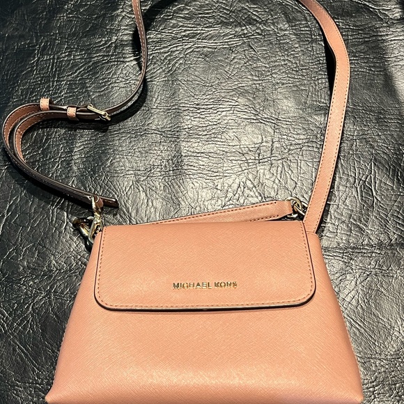 Micheal Kors Rose crossbody bag - Picture 5 of 6